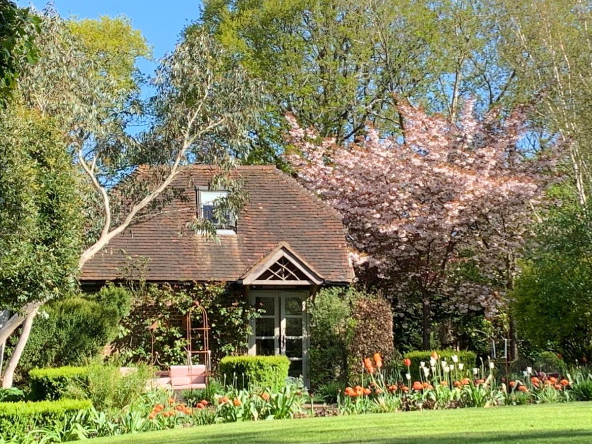 Bootmenders B&B Petersfield Exterior foto