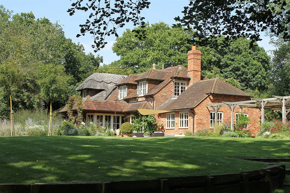 Bootmenders B&B Petersfield Exterior foto